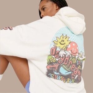 Daydreamer Saturday Psychedelic Graphic Hoodie Large NWOT